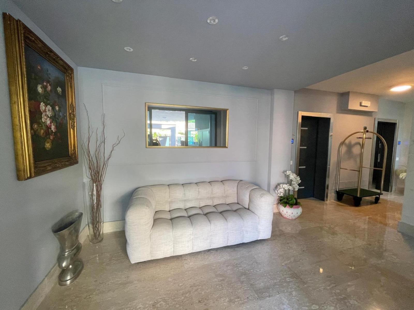 Nouvelle Maison Rome Luxury Palace Рим Екстериор снимка