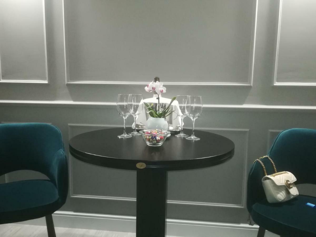 Nouvelle Maison Rome Luxury Palace Рим Екстериор снимка
